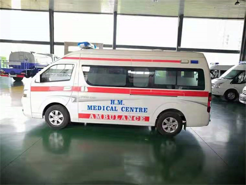 福田G9救護(hù)車（轉(zhuǎn)運(yùn)型、監(jiān)護(hù)型）汽油版